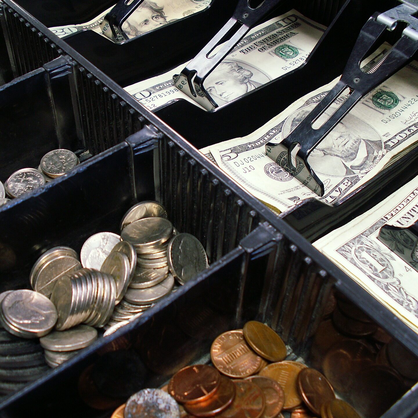 cash-register-1885558_1920